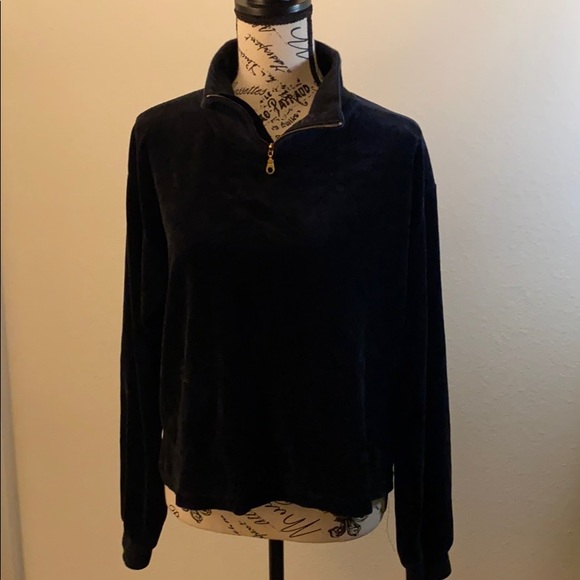 Victoria's Secret Tops - 💖 Victoria Secret’s Velour Sweatshirt 💖